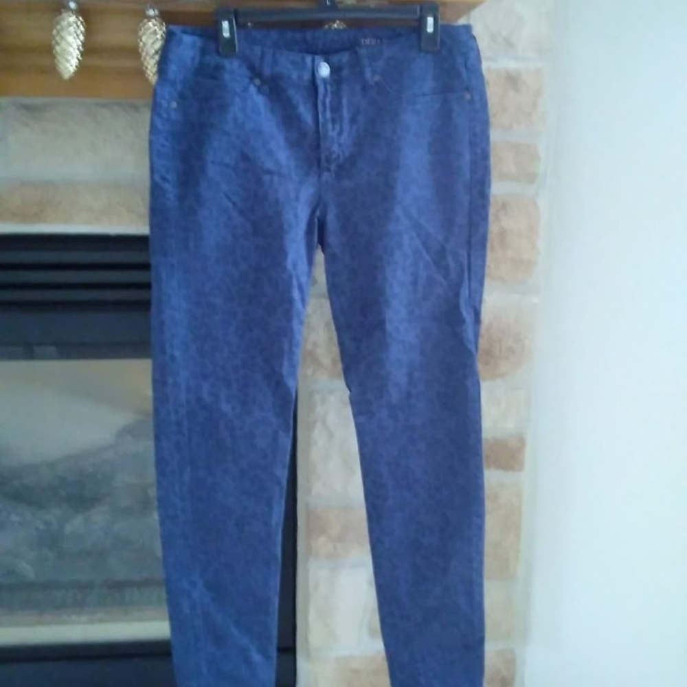 NWOT - MNG by Mango Jeans Dinah Blue Leopard print